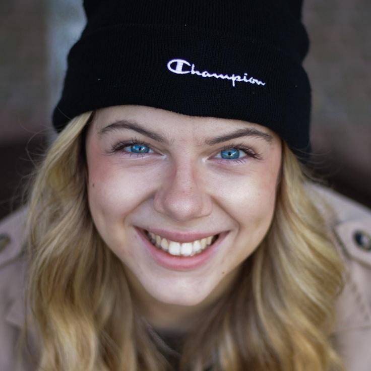 Casey Rao, Client Relations Director, discussing corporate gifting strategy with business clients